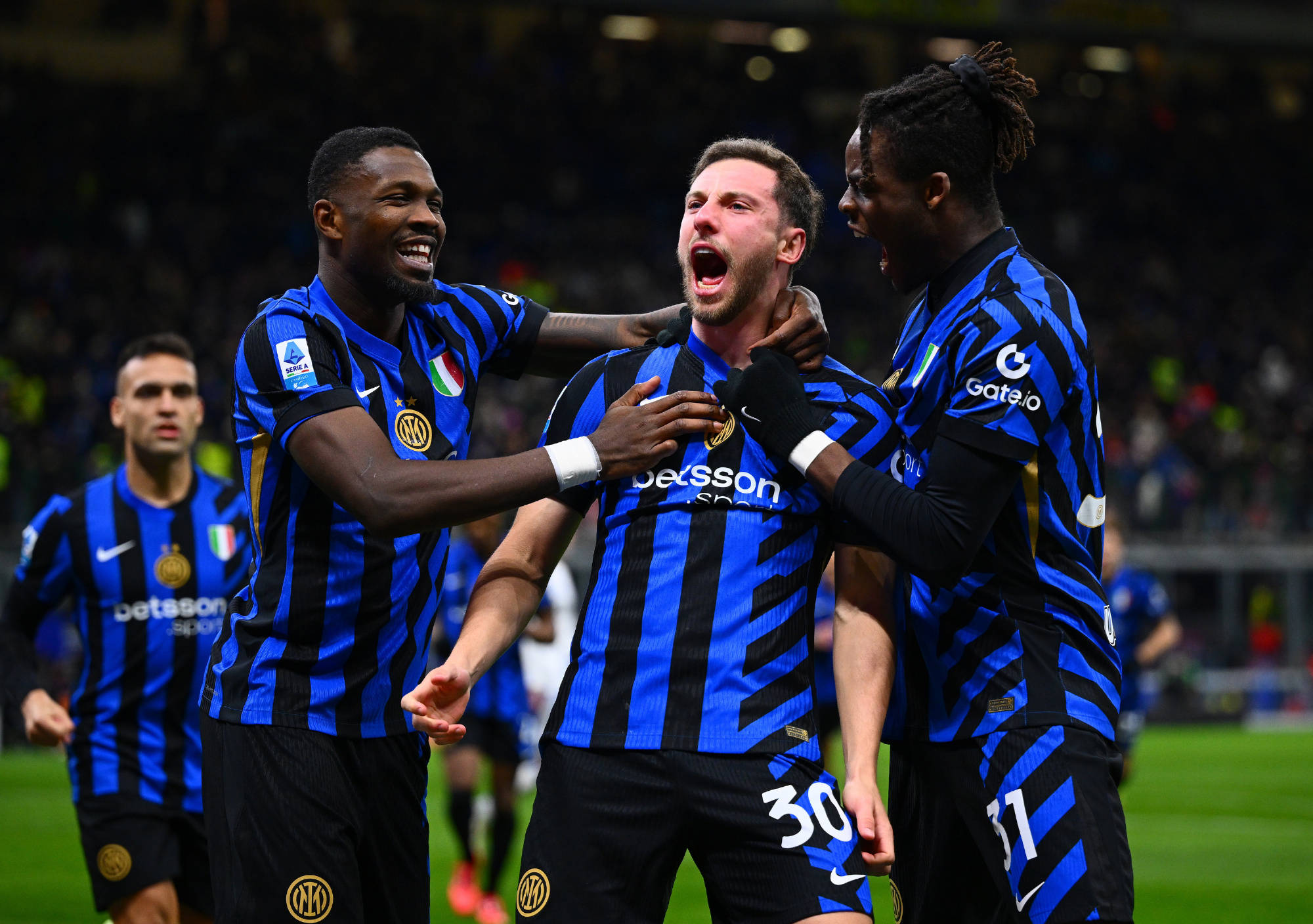 税背景下的 税背景下的