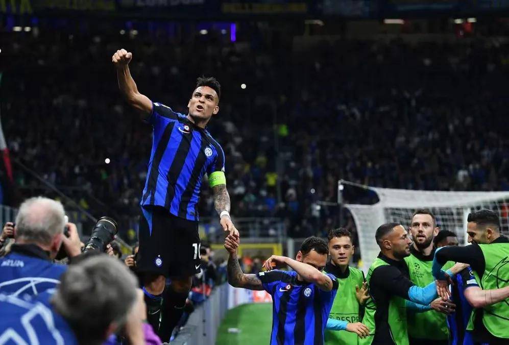 精准无比的 精准无比的