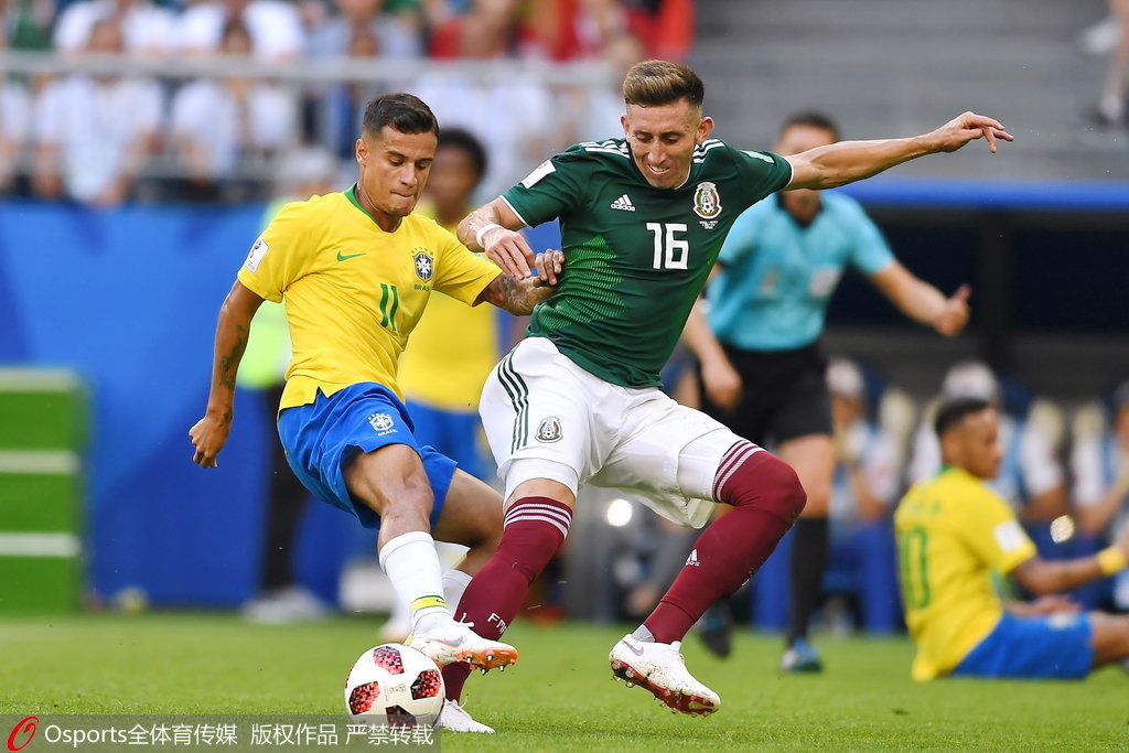 在场上扛起 在场上扛起