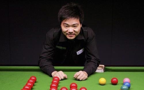 维尼修斯：我想向球迷道歉；我们想尽力帮助巴西摆脱这种局面