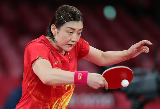 通过长传和 通过长传和